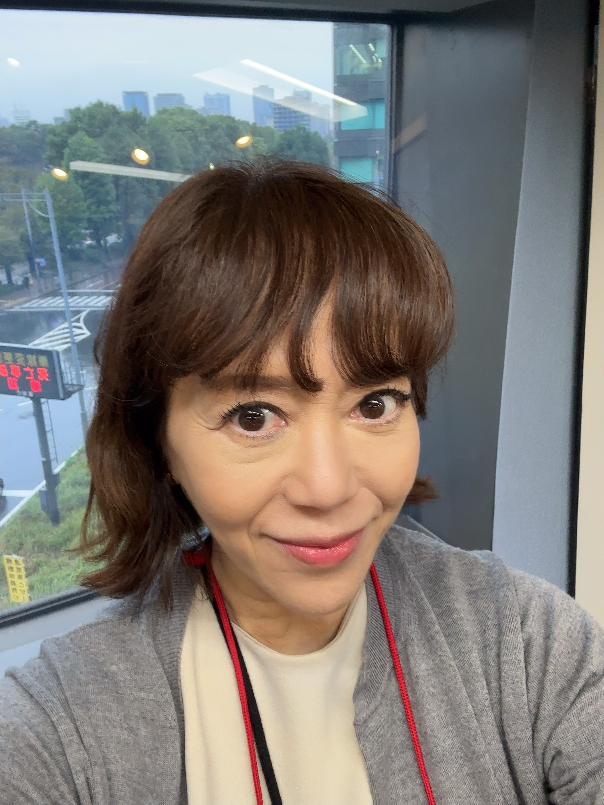 2025年11月1日(土)『キャフェ ドゥ 岩崎良美』 | FM千里 83.7MHz